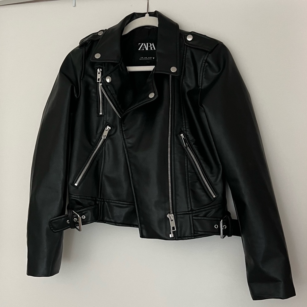 zara leather jacket 🖤